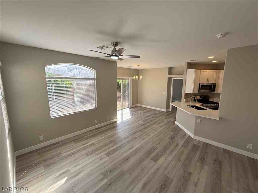 7224 Whisper Heights Ct - Photo 3 of 35