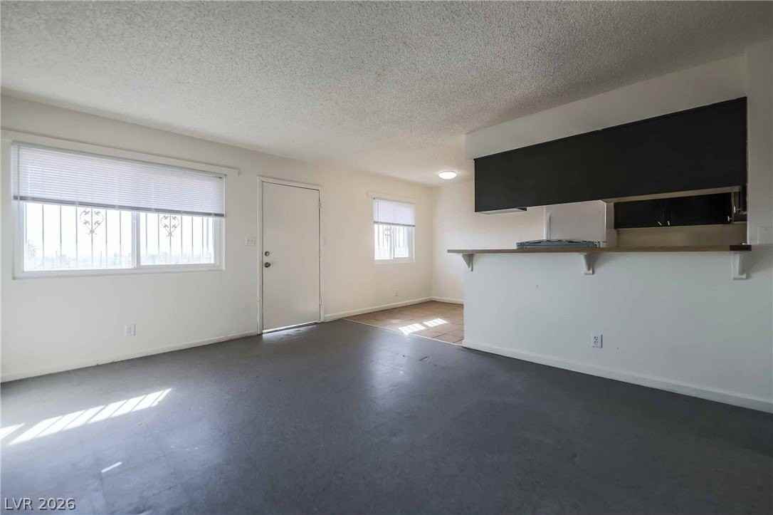 1404 E Mesquite Ave #8 - Photo 7 of 21