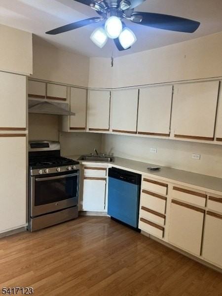 571 Avenue A #1 - Photo 5 of 8