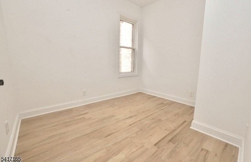 43 Bragaw Ave #2 - Photo 5 of 10