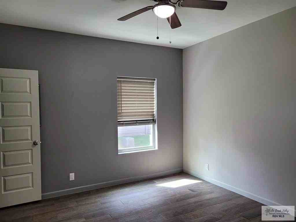 7701 Via Del Mar Cir Apt A1 - Photo 7 of 12