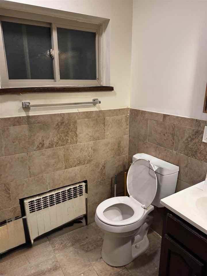 330 Sip Ave #1 - Photo 6 of 7