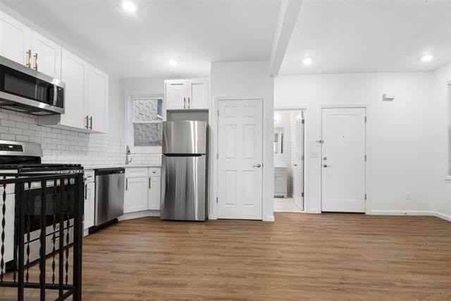 33 Stagg St #2 - Photo 3 of 17