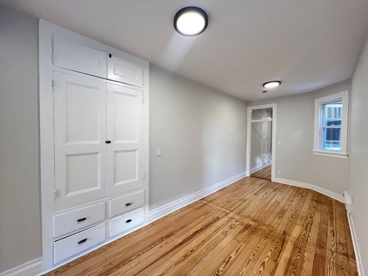 492 Monmouth St #2R - Photo 5 of 20