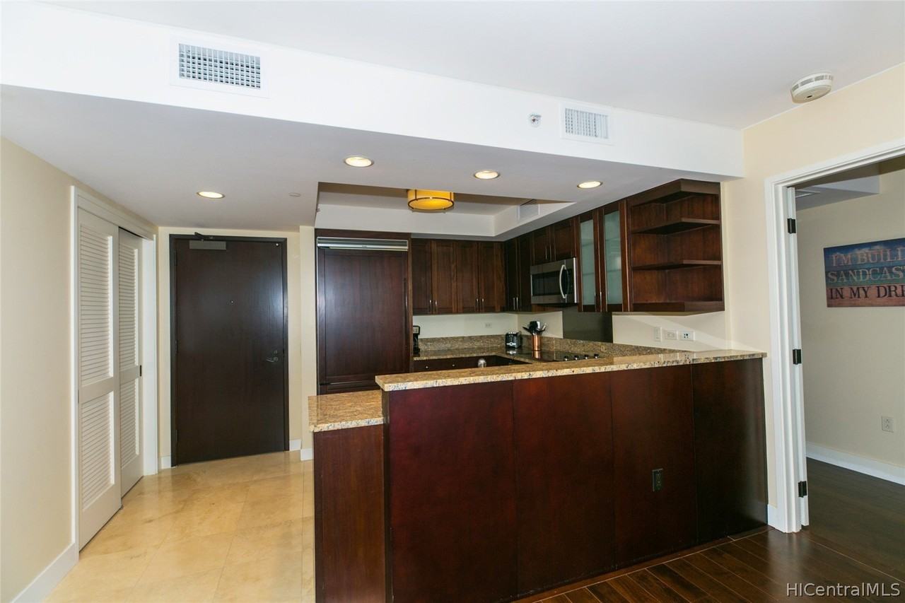 1551 Ala Wai Blvd Apt 1204 - Photo 7 of 18