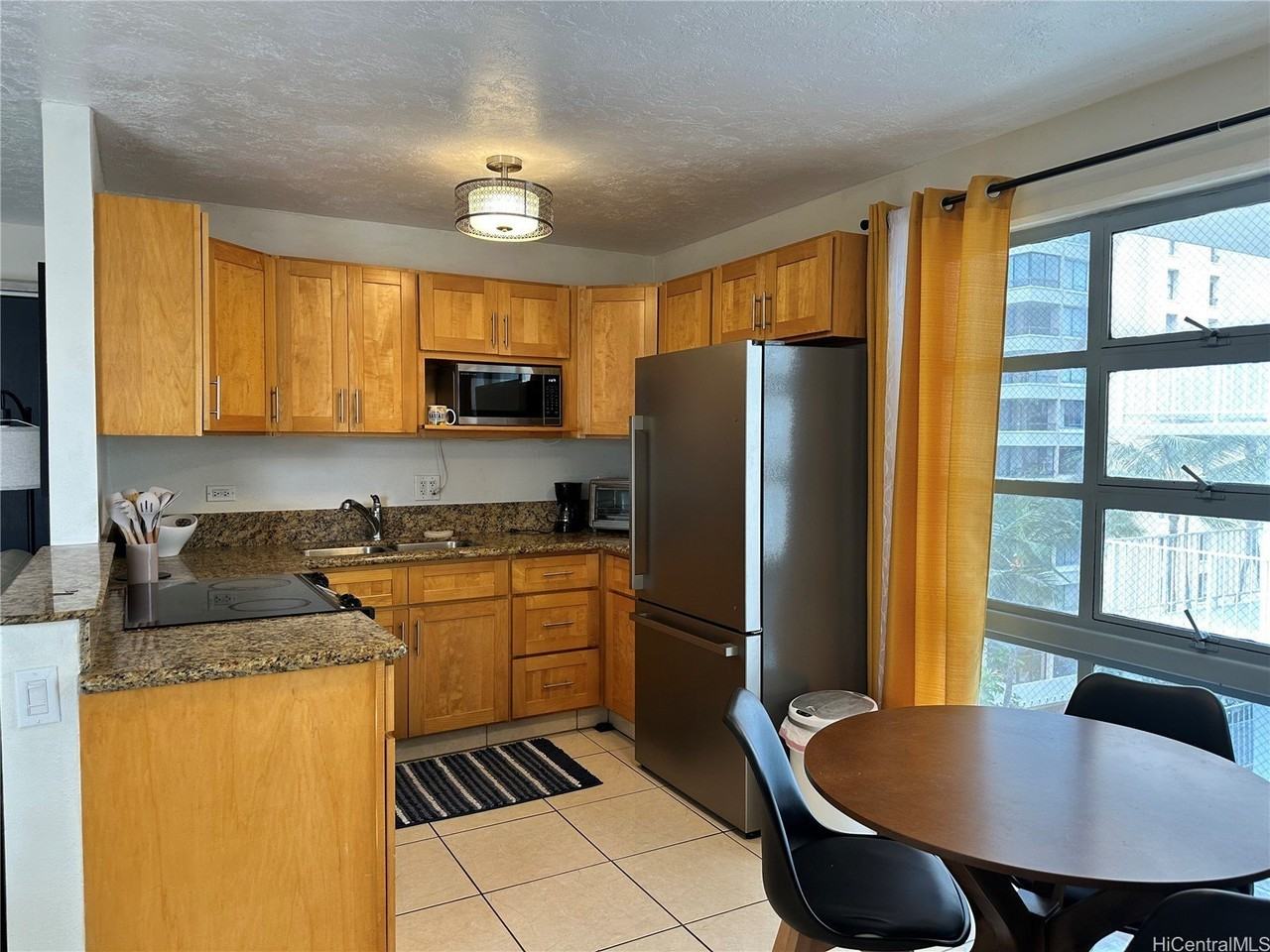 2211 Ala Wai Blvd Apt B802 - Photo 6 of 17
