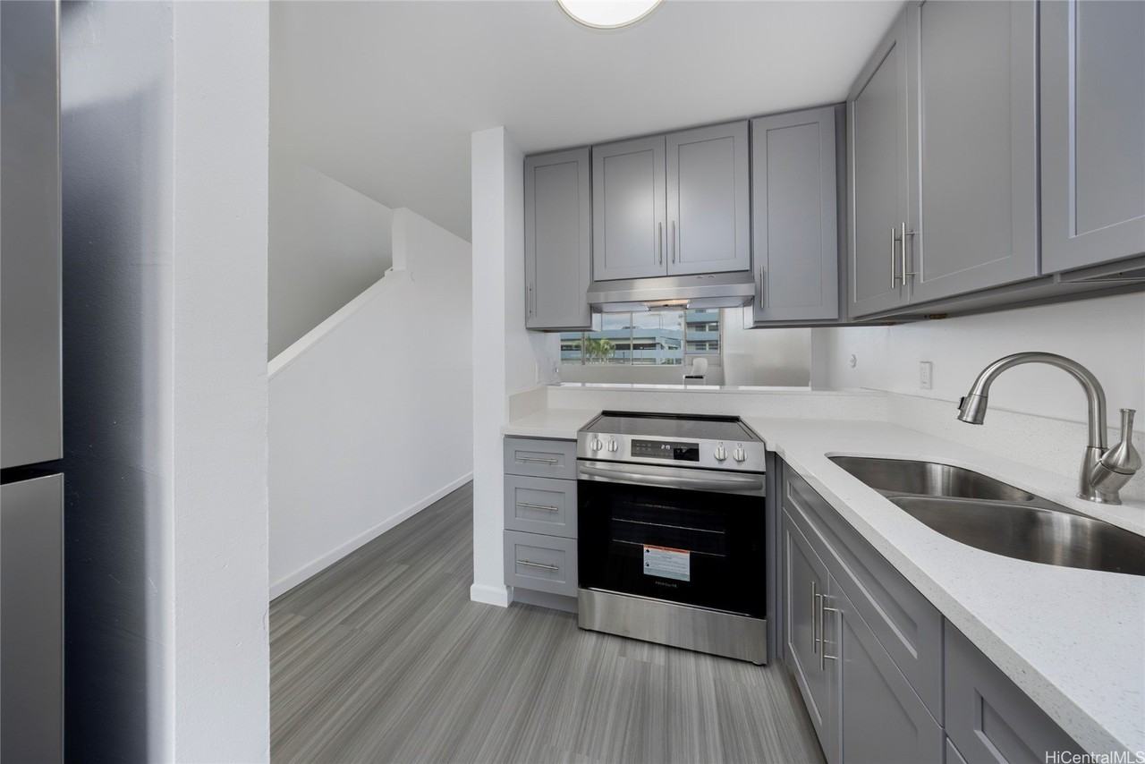 46-232 Kahuhipa St Apt B208 - Photo 4 of 15