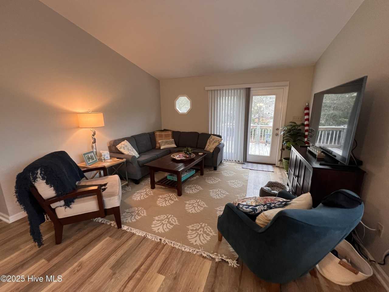 7019 Sound Dr Unit N - Photo 3 of 11