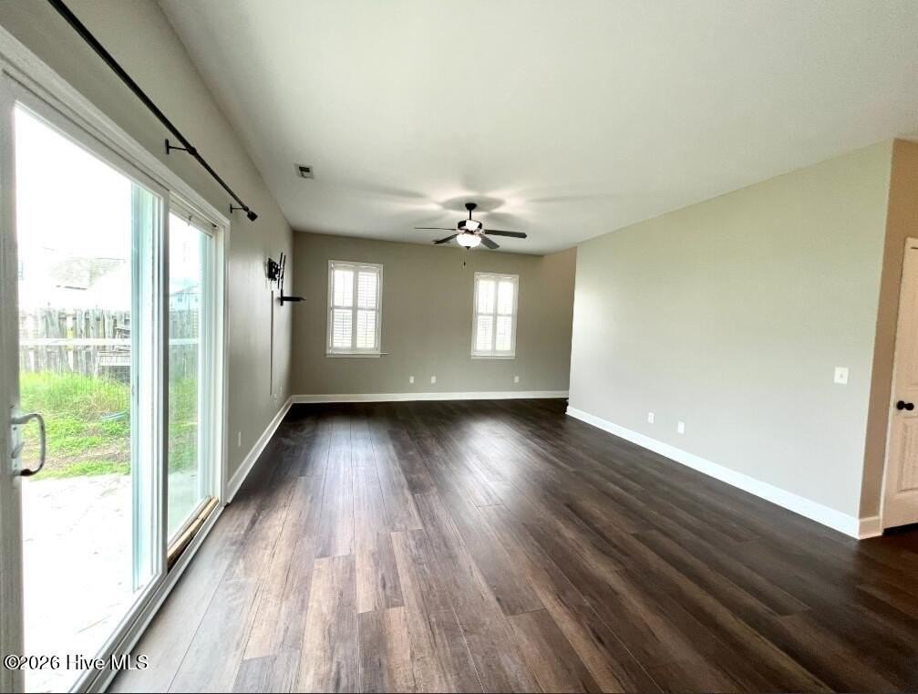 206 Preswick Dr - Photo 4 of 16