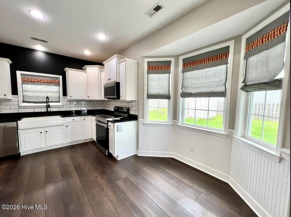 206 Preswick Dr - Photo 5 of 16