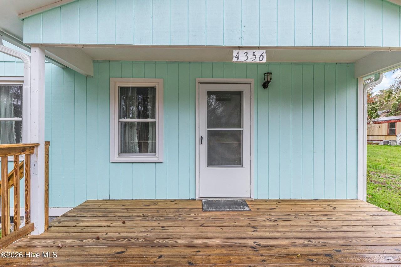 4356 Jim St Sw - Photo 4 of 32