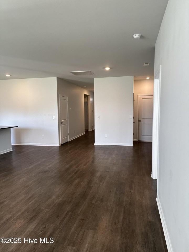 9074 St George Rd Unit 21 - Photo 4 of 12