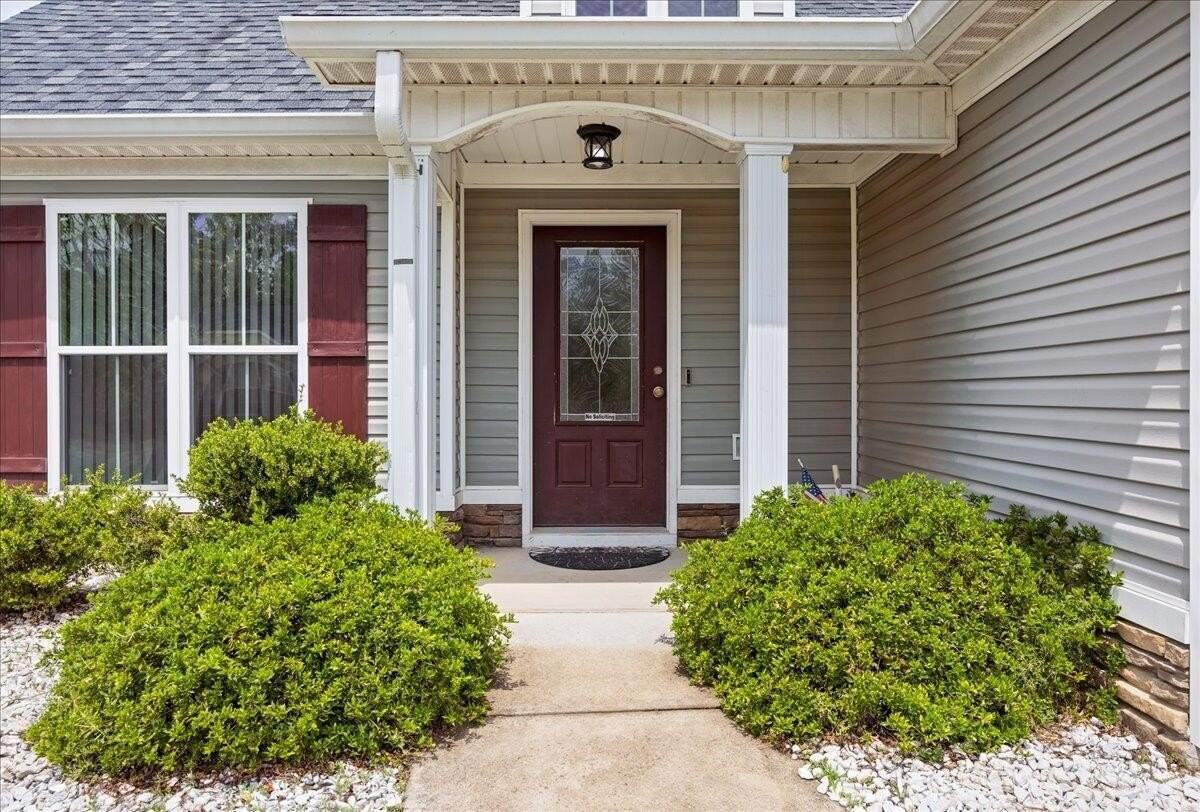 2121 Grove Landing Way - Photo 5 of 45