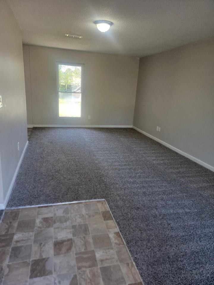 3209 Gerald Dr E - Photo 2 of 10