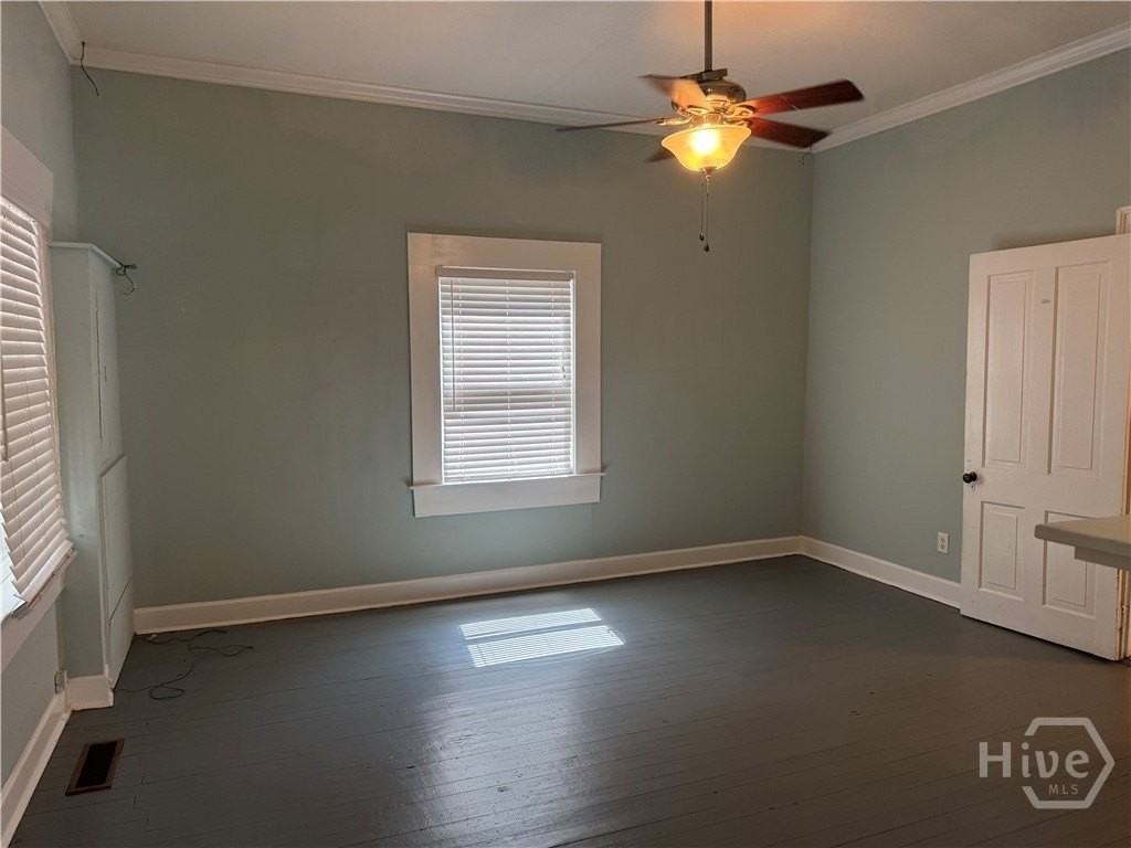 820 Reese St - Photo 4 of 15