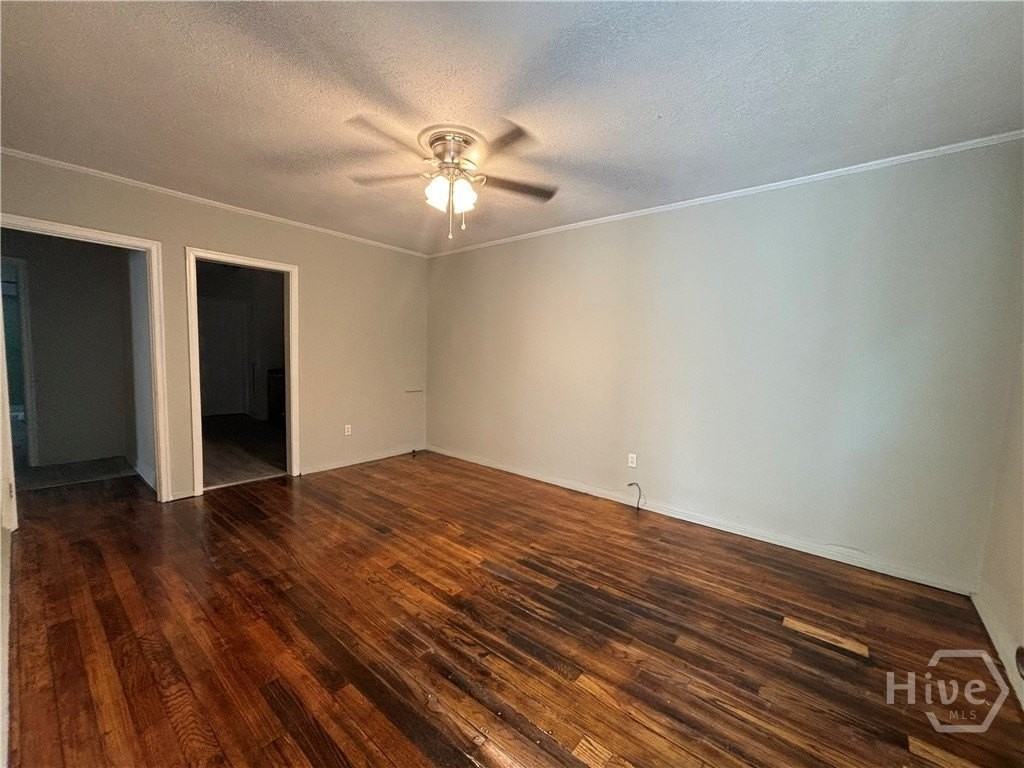 109 Hibiscus Ave - Photo 6 of 12