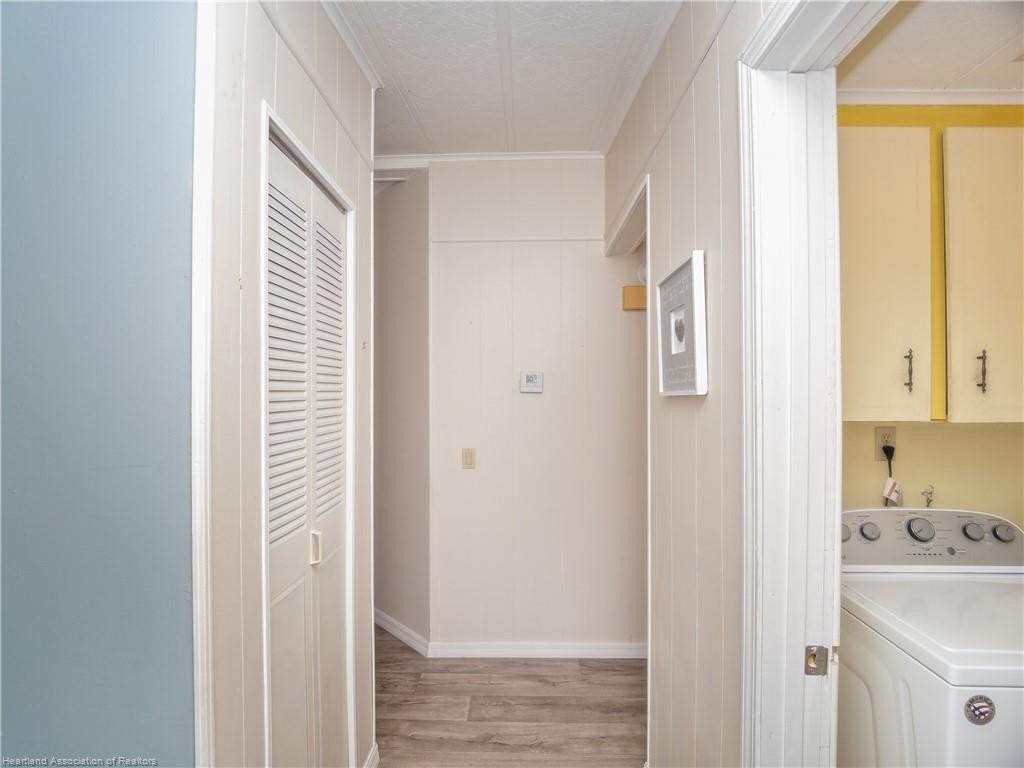 1419 Abbey Ln - Photo 4 of 35