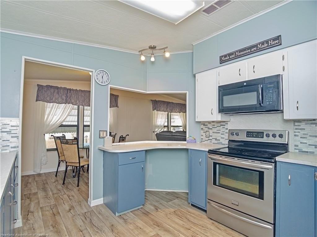 1419 Abbey Ln - Photo 6 of 35