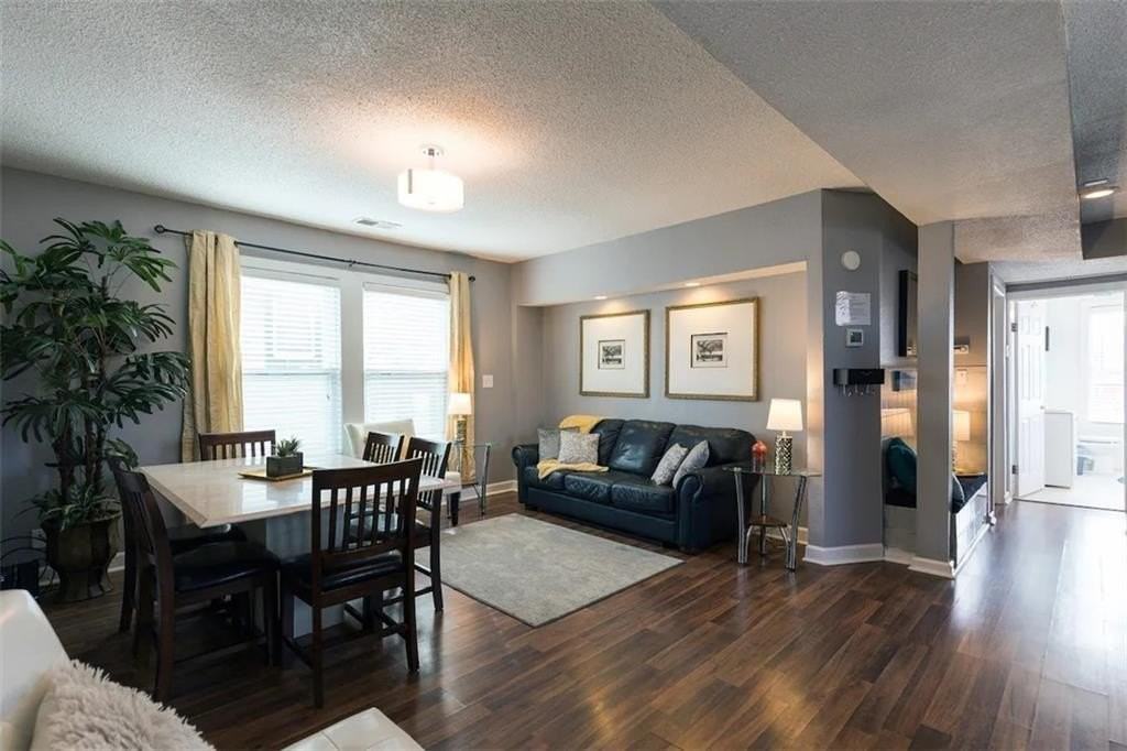 3929 Walnut St - Photo 3 of 20