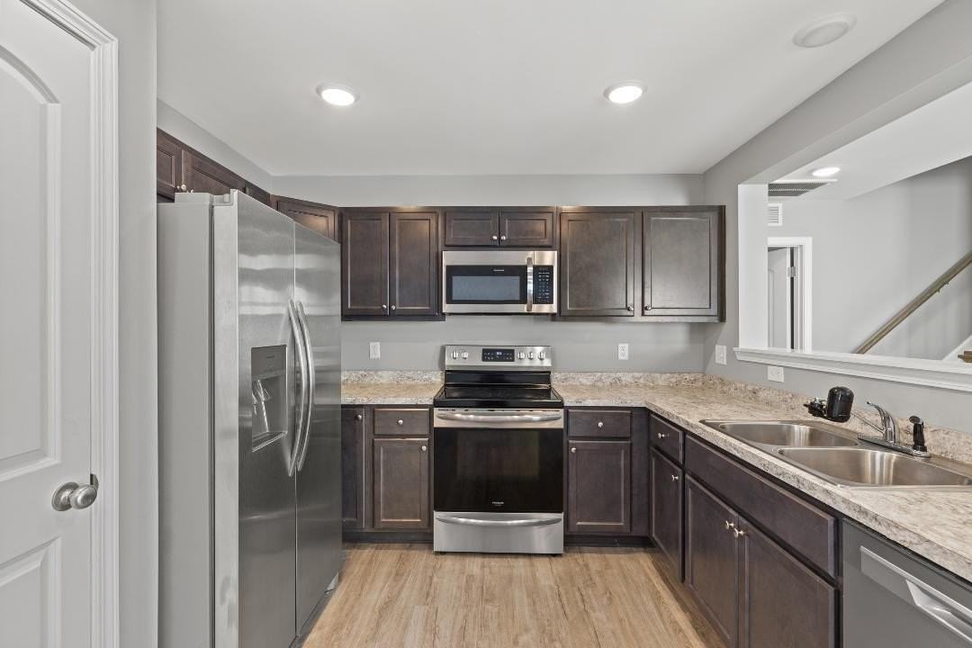 253 Skaggs Blvd - Photo 2 of 15