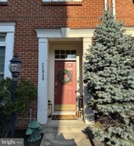 22949 Fanshaw Sq - Photo 1 of 1