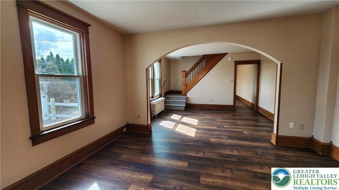 4631 Lehigh Dr - Photo 4 of 18