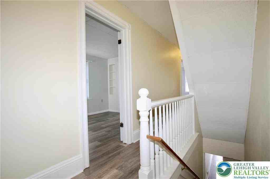 328 Franklin St Unit 2 - Photo 2 of 10