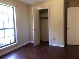 featured image of 6813 Maury Dr