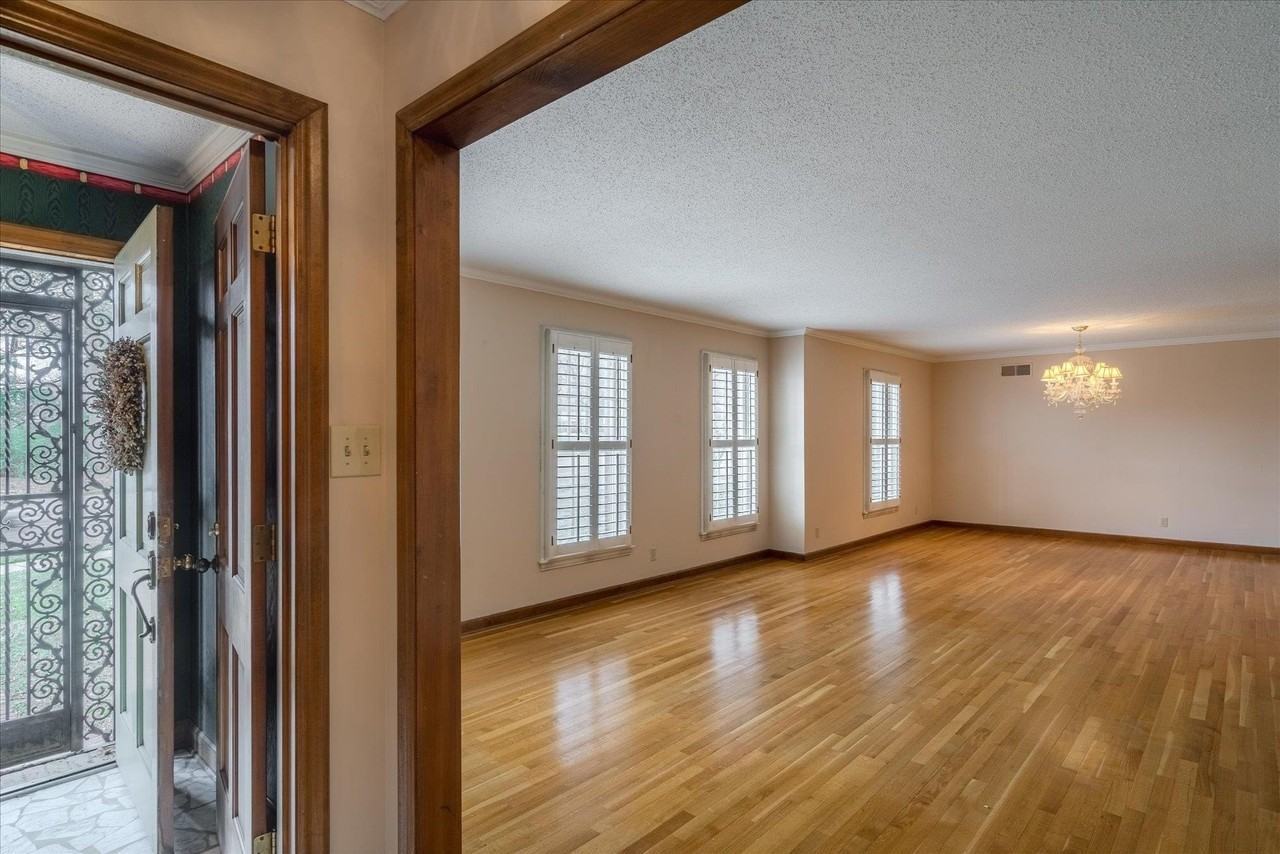 356 Perkins Ext #356 - Photo 5 of 24