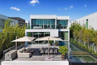 1051 W 48th St #4 - Photo 1 of 1