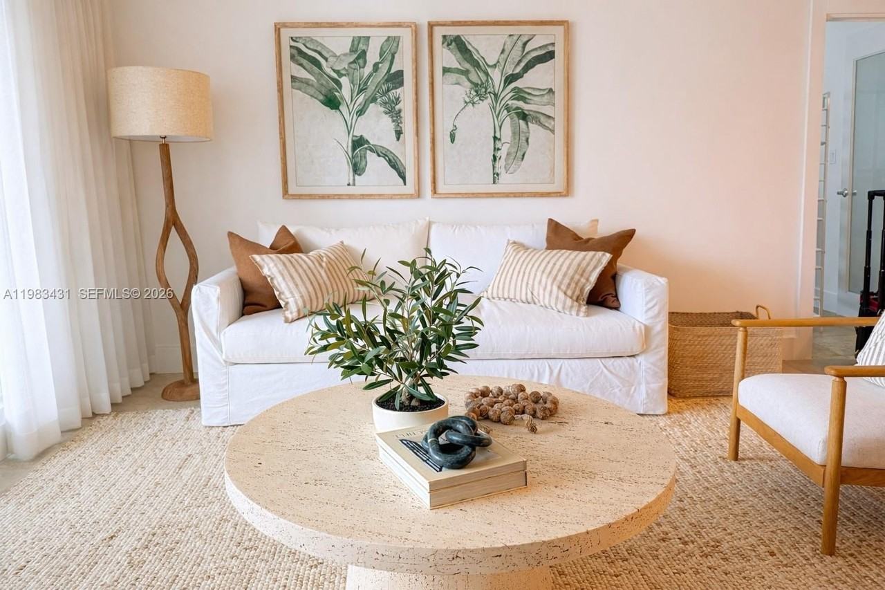 2301 Collins Ave #1501 - Photo 5 of 40