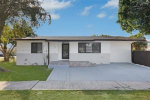 featured image of 7501 Raleigh St