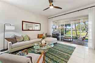 1832 Sw Willowbend Ln - Photo 1 of 1