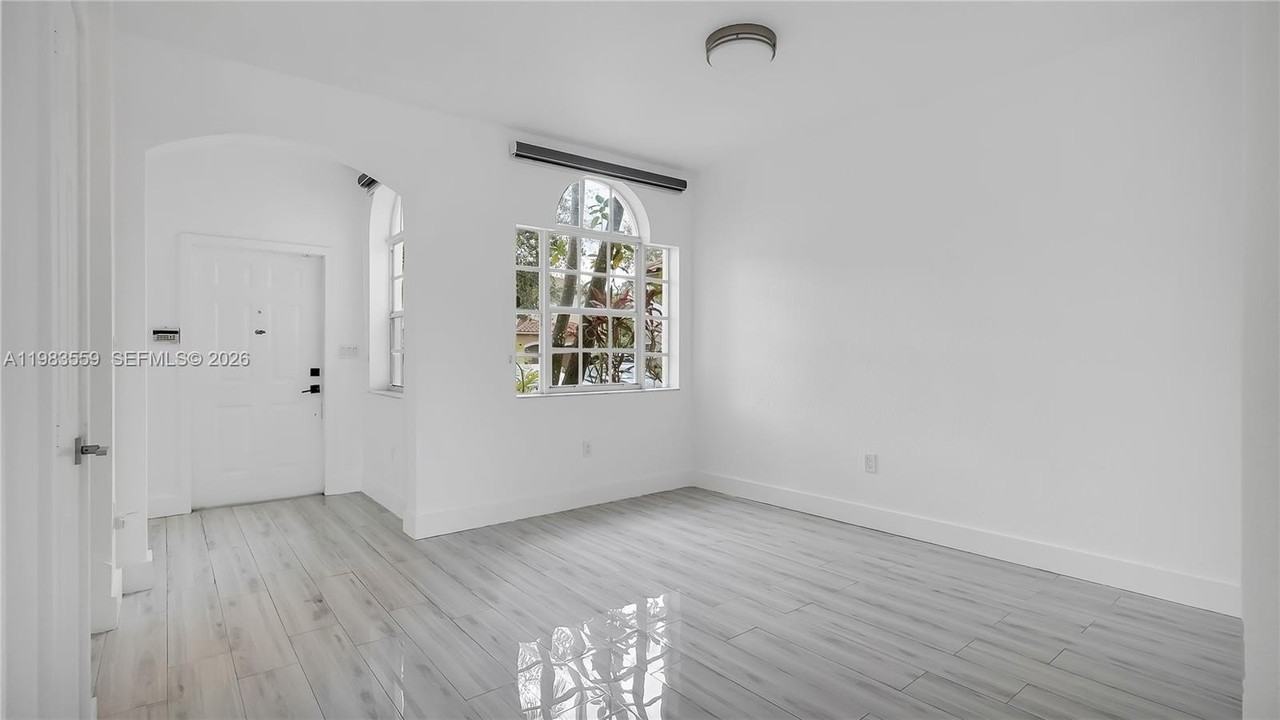 4991 Sw 135th Ave #4991 - Photo 2 of 40