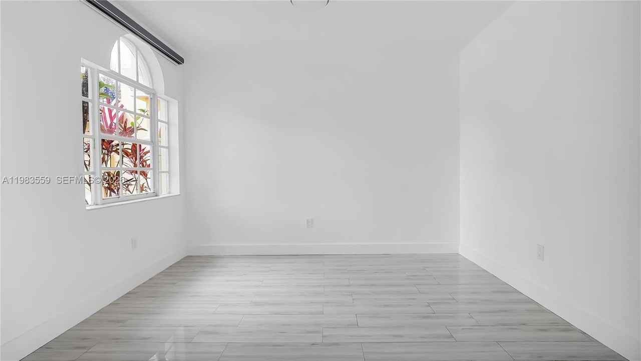 4991 Sw 135th Ave #4991 - Photo 3 of 40