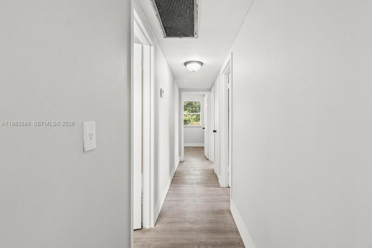1530 Crescent Cir #3 - Photo 5 of 20