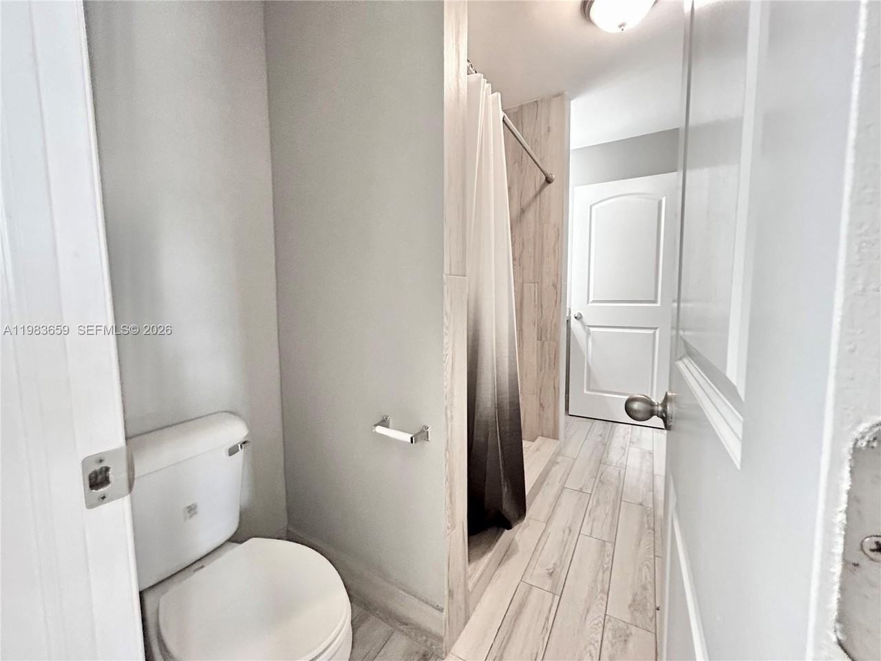 1263 Sw 46th Ave #2109 - Photo 5 of 17