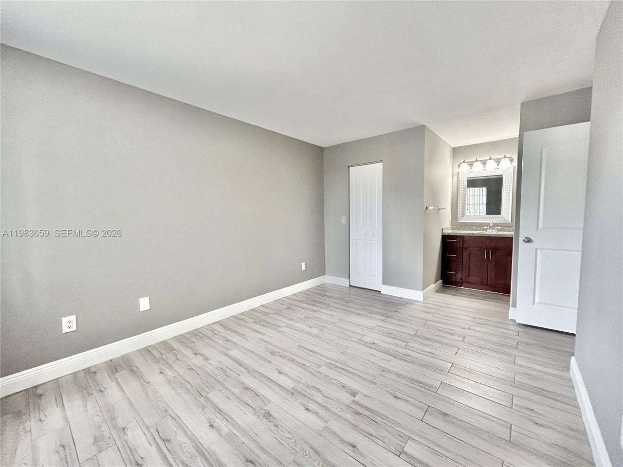 1263 Sw 46th Ave #2109 - Photo 6 of 17