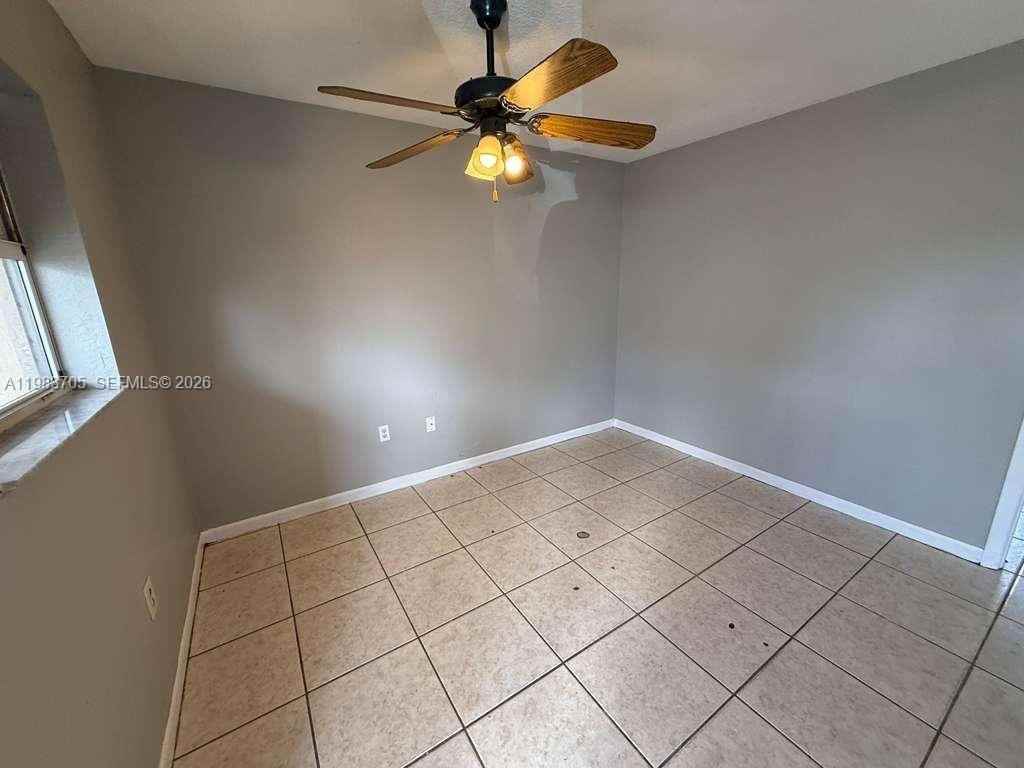 2722 Nw 22nd Ct #2 - Photo 3 of 11