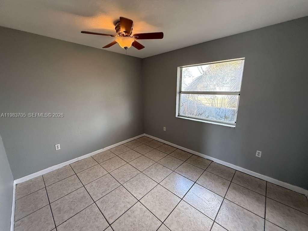 2722 Nw 22nd Ct #2 - Photo 6 of 11