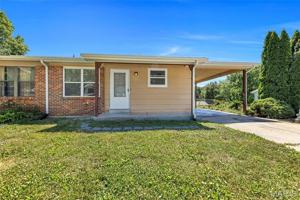 featured image of 32 Laura Dr