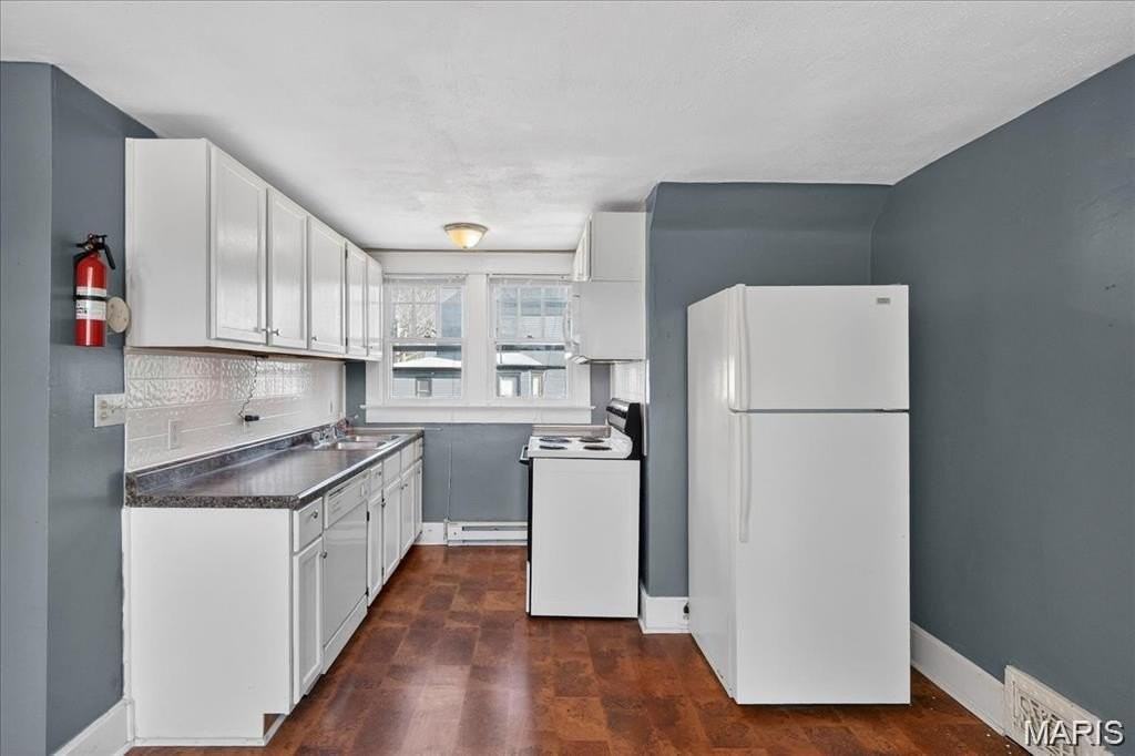 221 Lebanon Ave #A - Photo 7 of 24