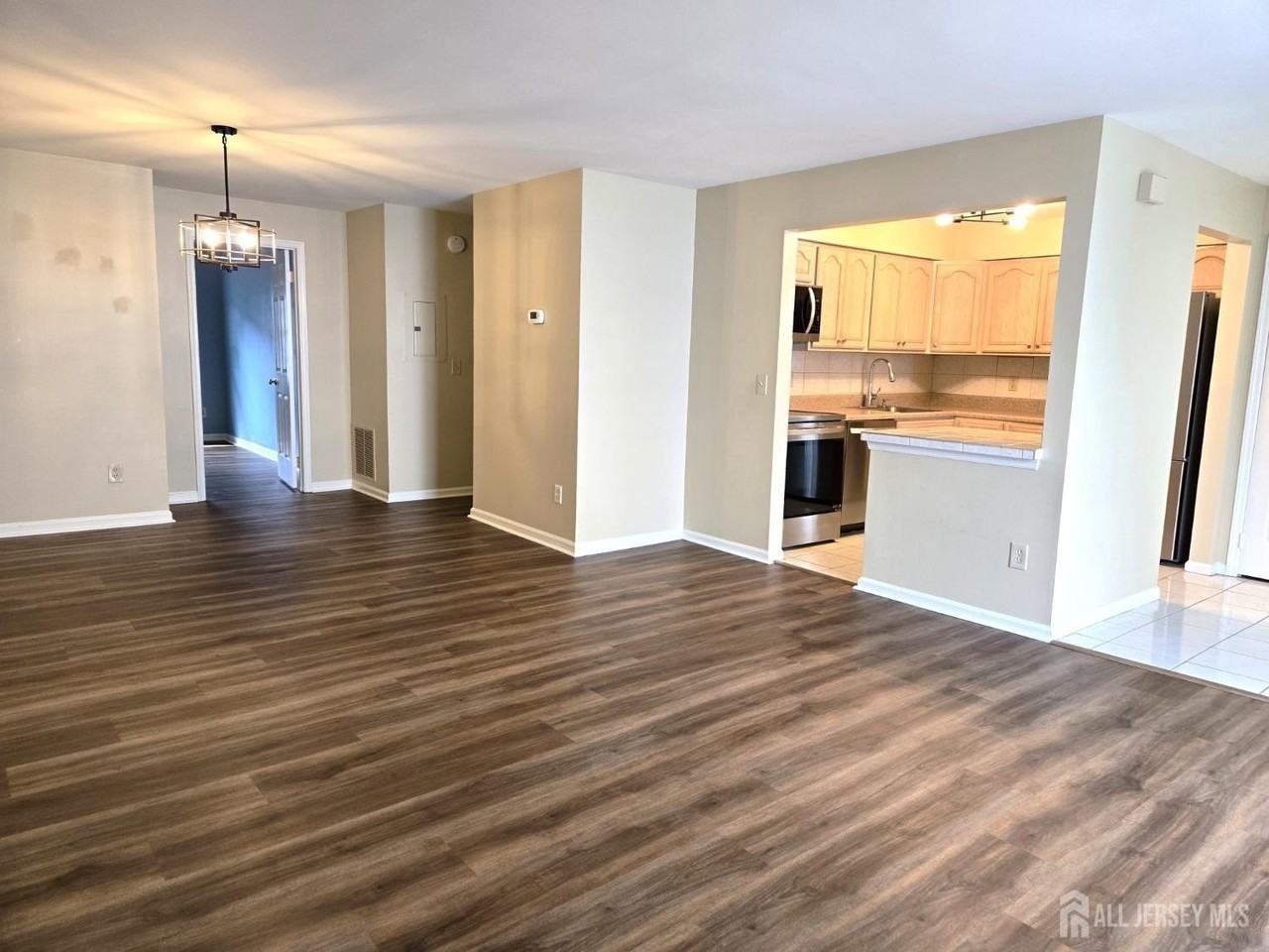 49 Alexandria Way - Photo 2 of 11