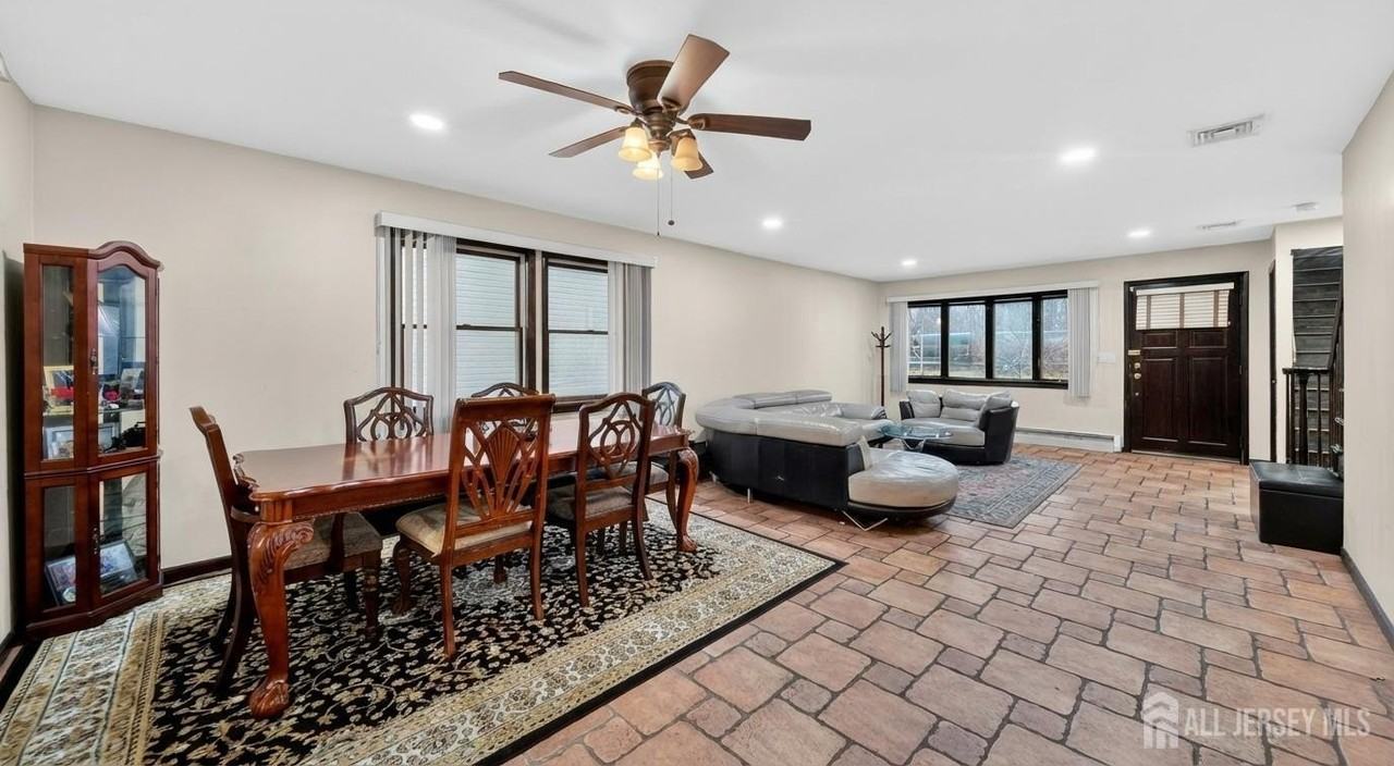 14 Carteret St - Photo 3 of 16