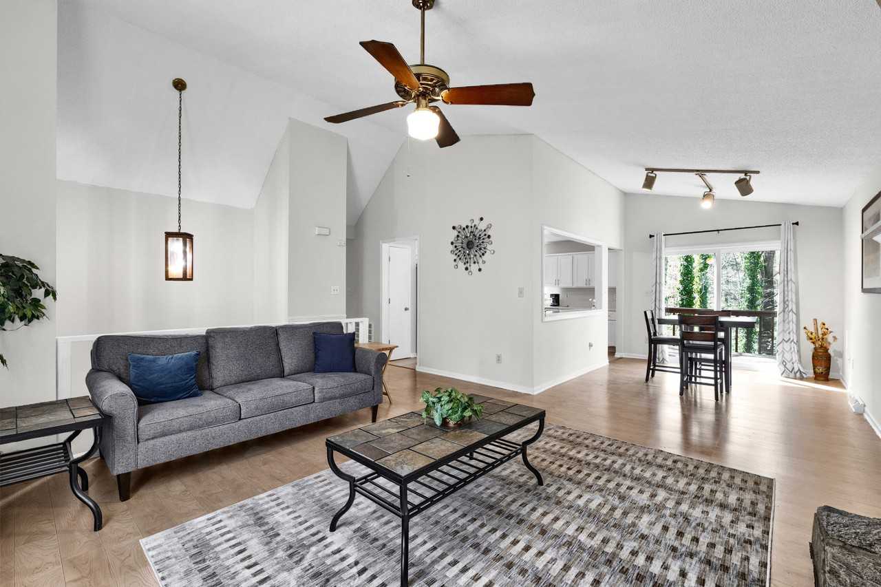 6530 Thamesmead Ln #1 - Photo 5 of 28