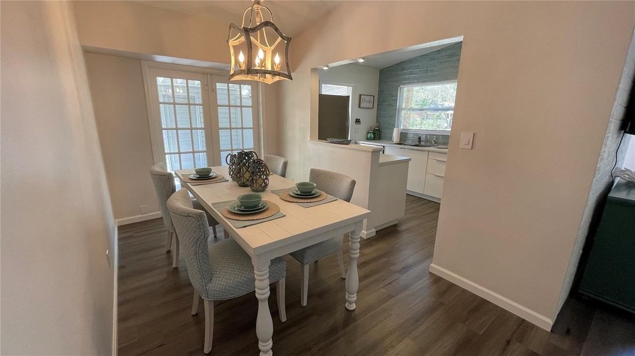 2504 S Milmar Dr - Photo 7 of 35