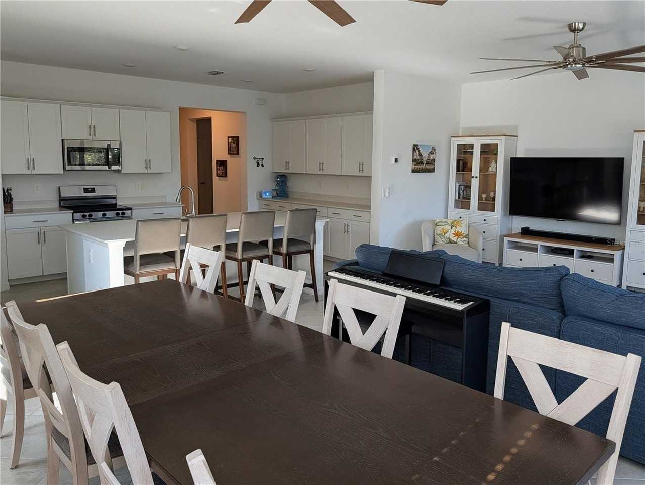 11296 Pinot Dr - Photo 6 of 10