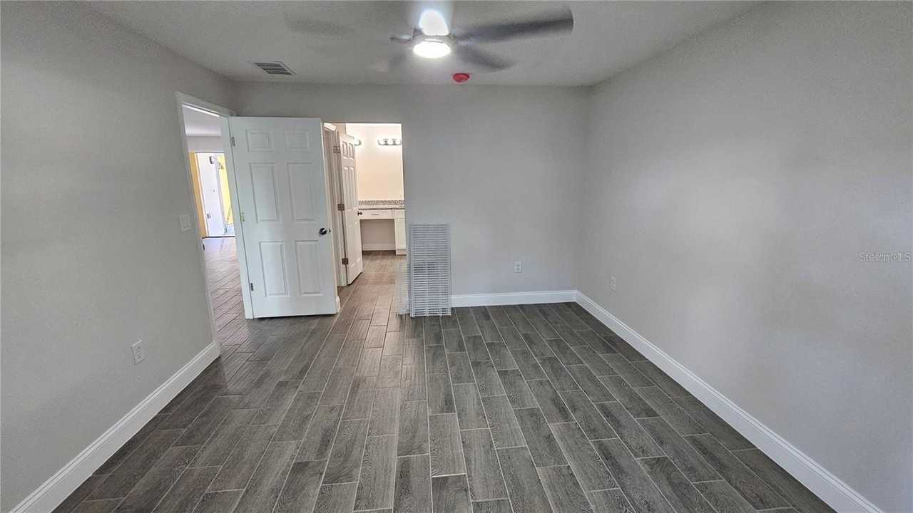 602 Lime Ave - Photo 6 of 16