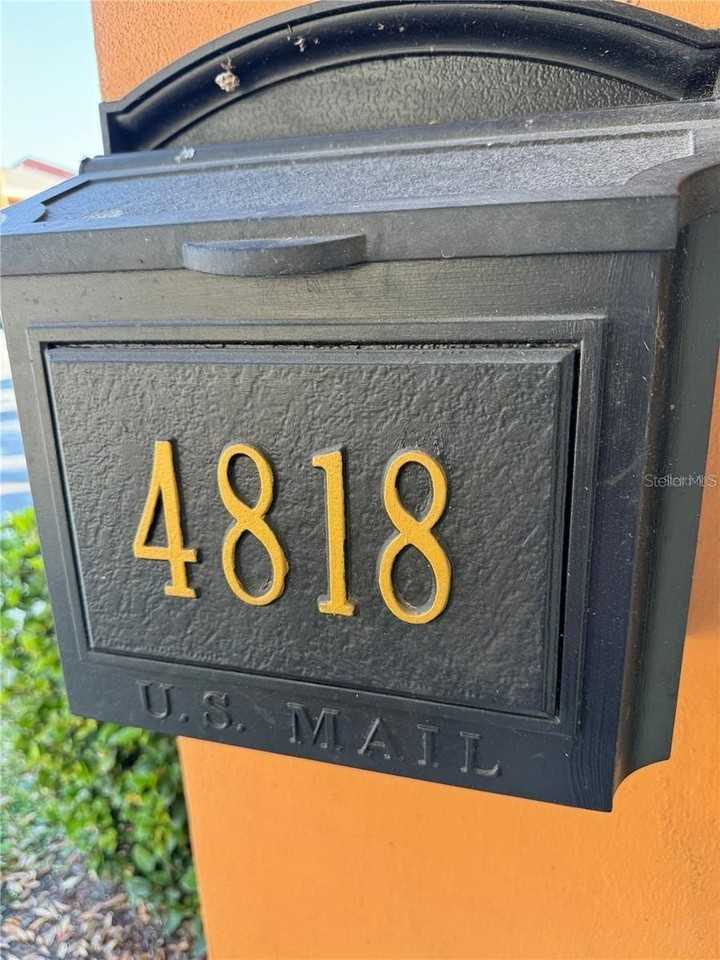 4818 Tangerine Ave #4818 - Photo 2 of 17