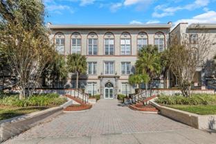 701 Mirror Lake Dr N #118 - Photo 1 of 1